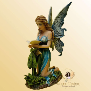 statuette fee fleurs