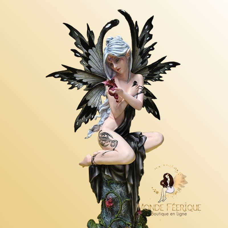 statuette fée avec dragon