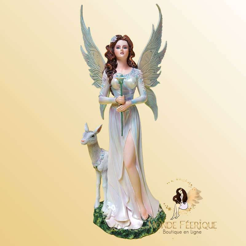 statuette feerique avec chevre