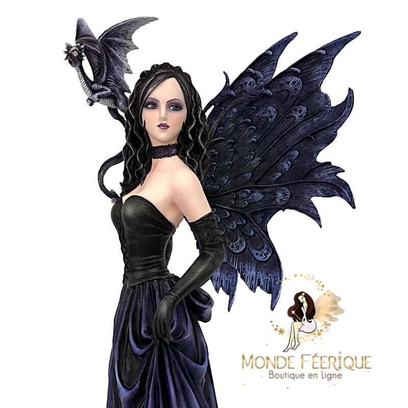 statuette feerique gothique