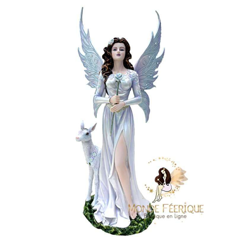 statuette feerique avec chevre