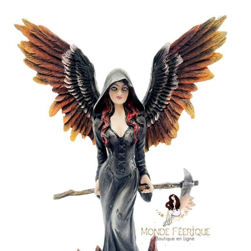 figurine fee avec faux