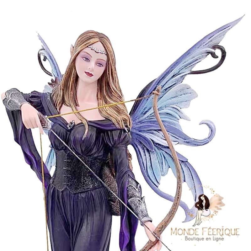 Statuette Fée avec loups