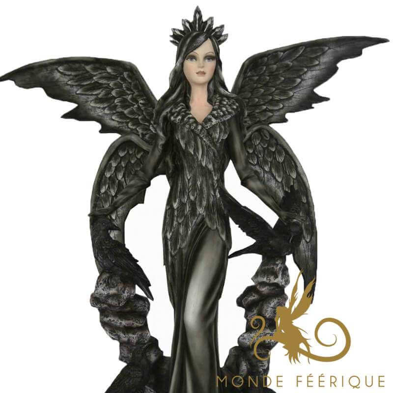 statue Fée Géante gothique
