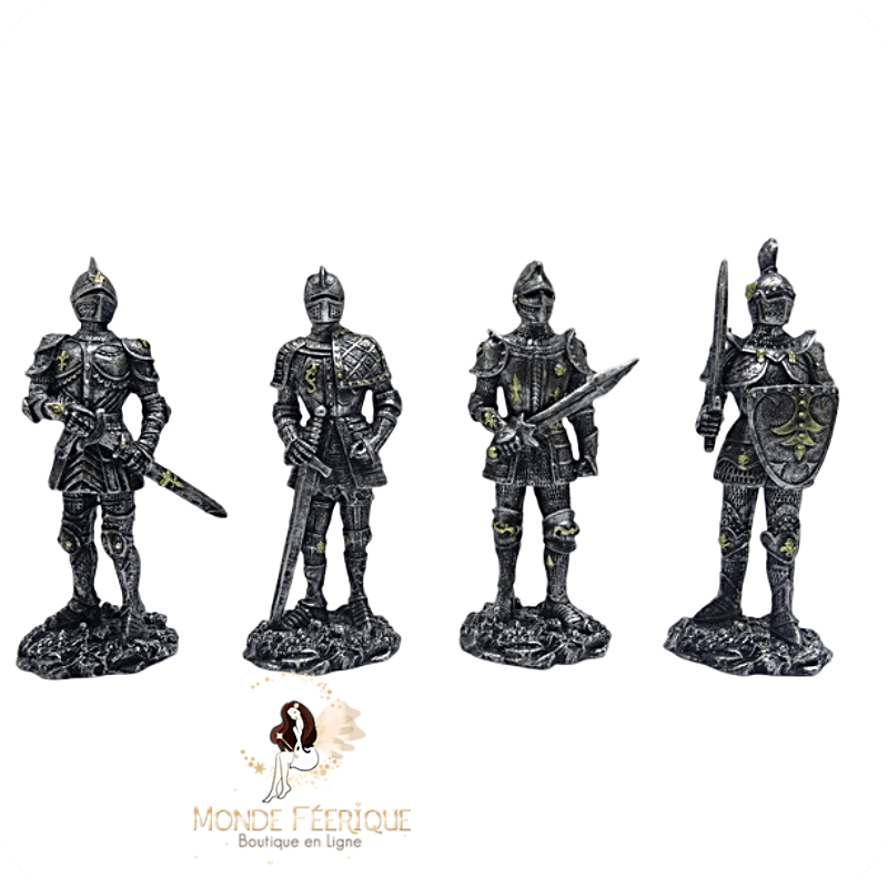 Lot de 4 figurines chevaliers – finition métal