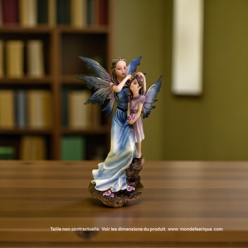 Figurine Fée Protectrice & Enfant  sur le thème de la Fantasy