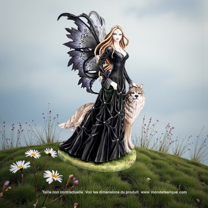 Grande fee geante - fée avec loup