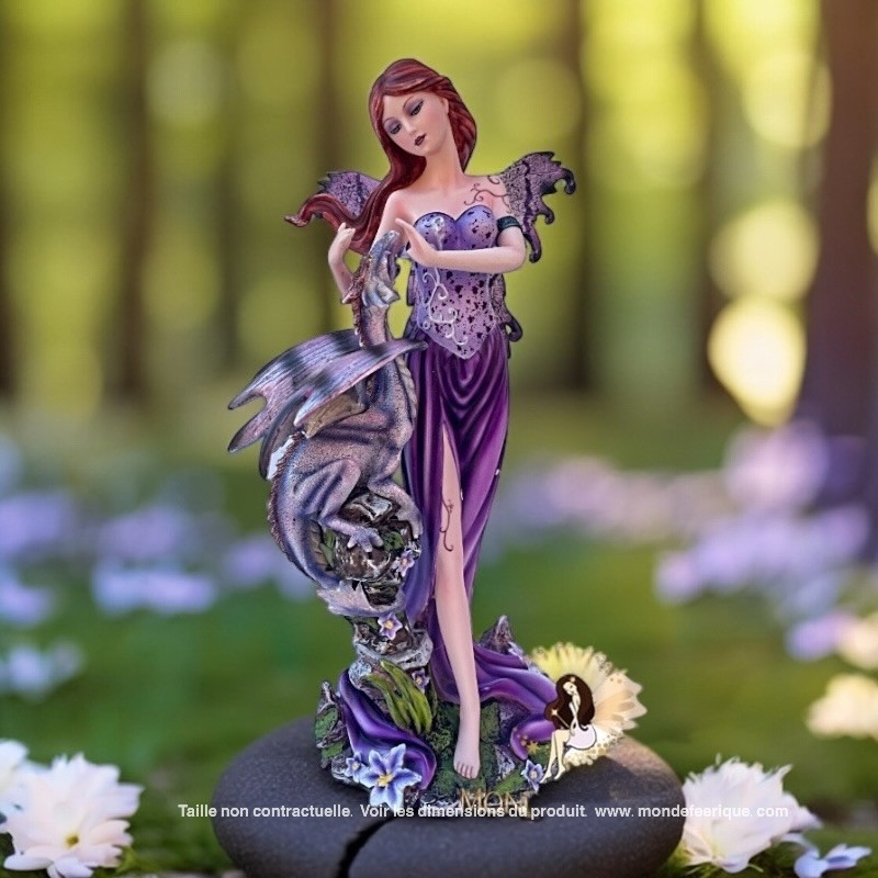 Fée debout avec un dragon - Modèle de fées pour décorer