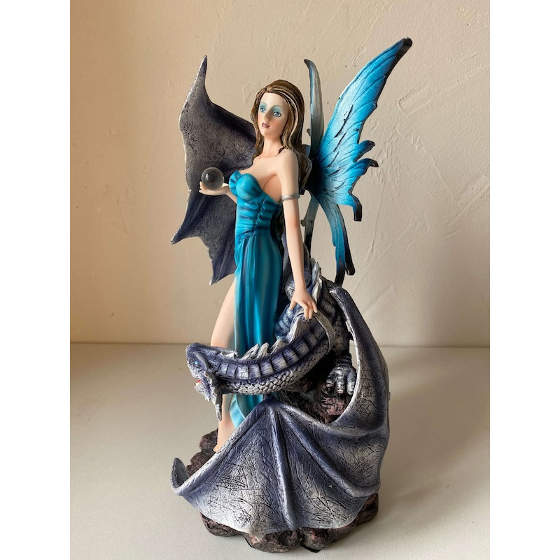 Fee elfe - Fee gothique - Statut fee